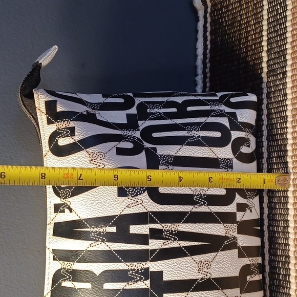 Victoria's Secret  makeup bag - Picture 10 of 16